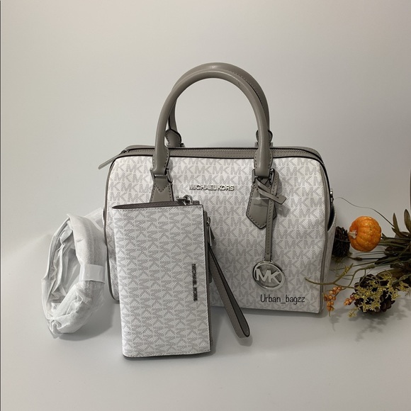 Michael Kors Handbags - Michael Kors Bedford Large Duffle Satchel & Wallet